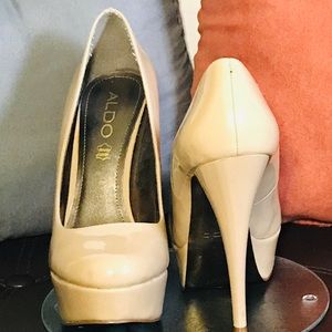 Nude Aldo pumps